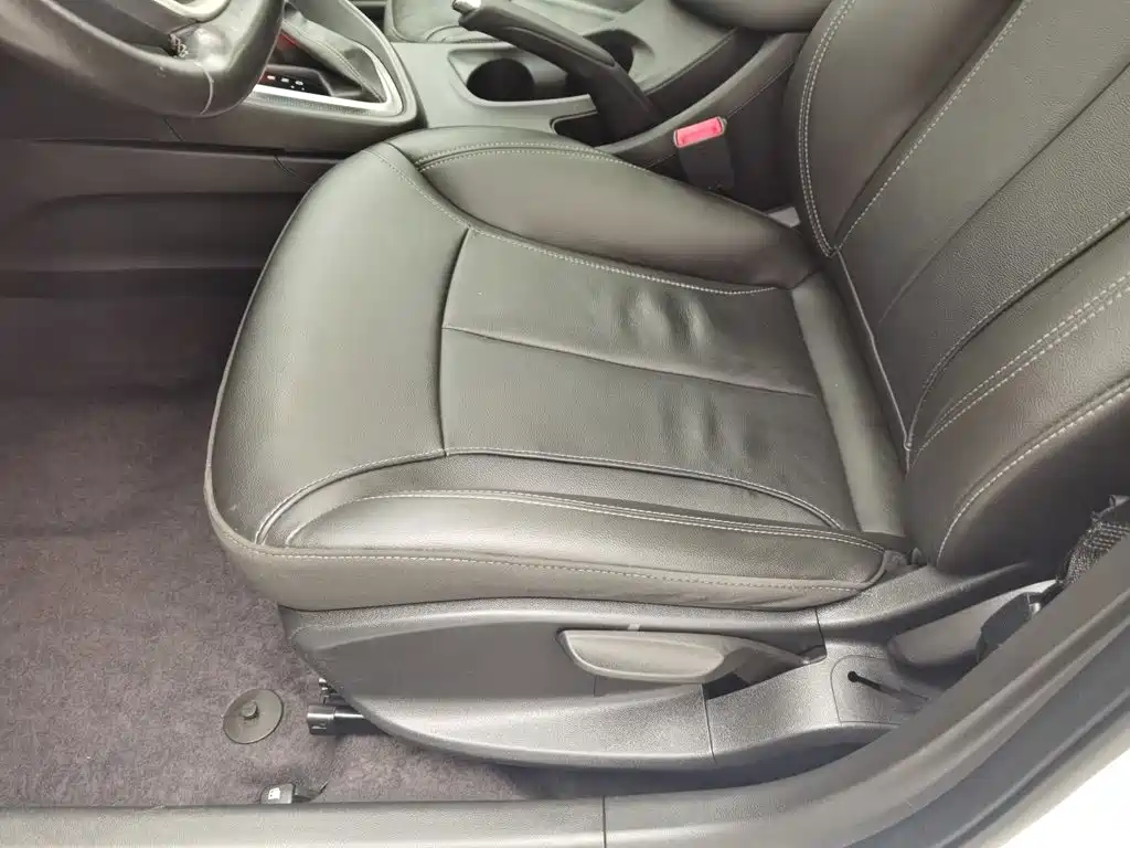 Buick Excelle — миниатюра 20