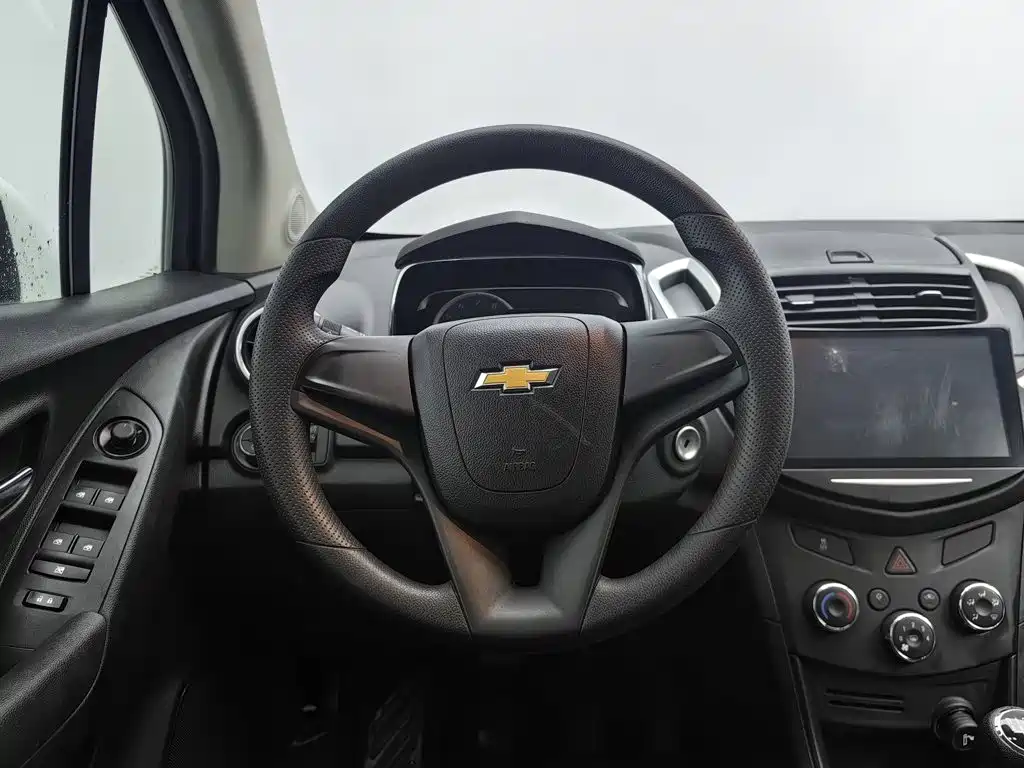 Chevrolet Trax — миниатюра 11
