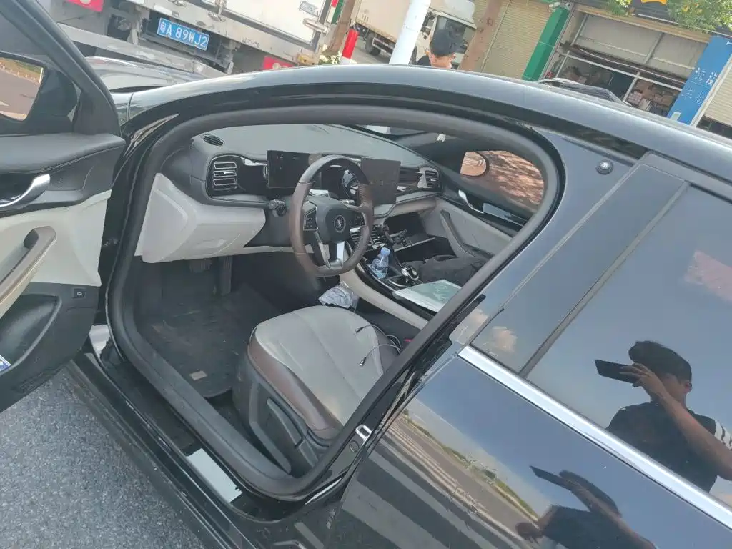BYD Qin PLUS — миниатюра 19