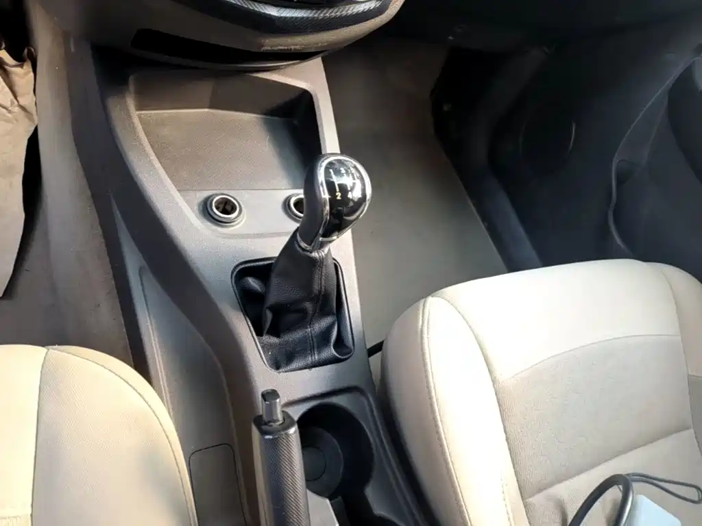 Wuling Hongguang — миниатюра 14