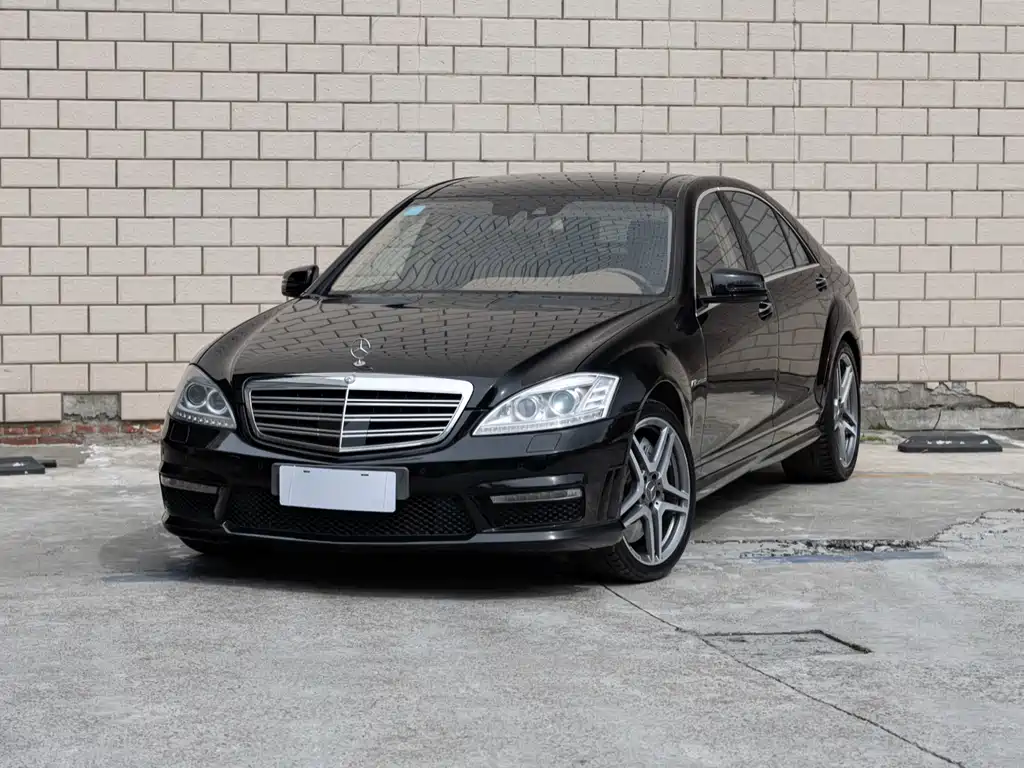 Mercedes-Benz S-Class AMG 2011
