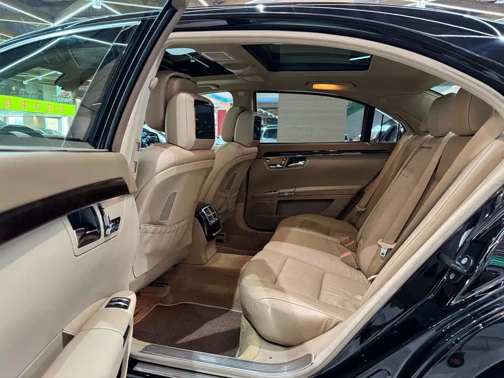 Mercedes-Benz S-Class — миниатюра 12