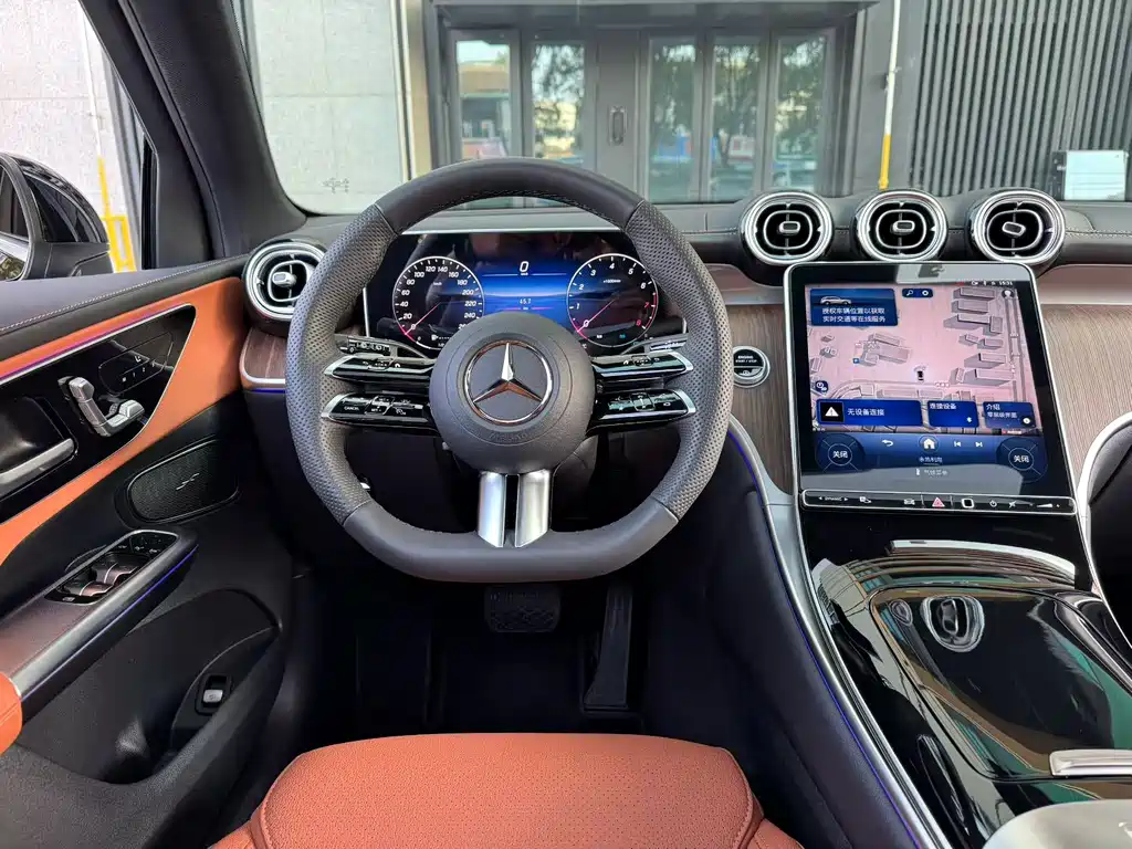 Mercedes-Benz GLC — миниатюра 5