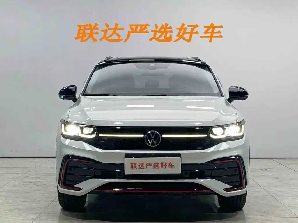 Volkswagen Tiguan X — миниатюра 23