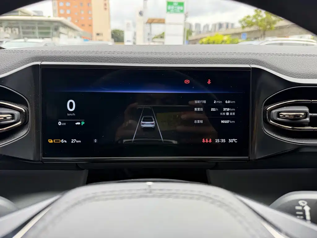 NIO ES6 — миниатюра 6