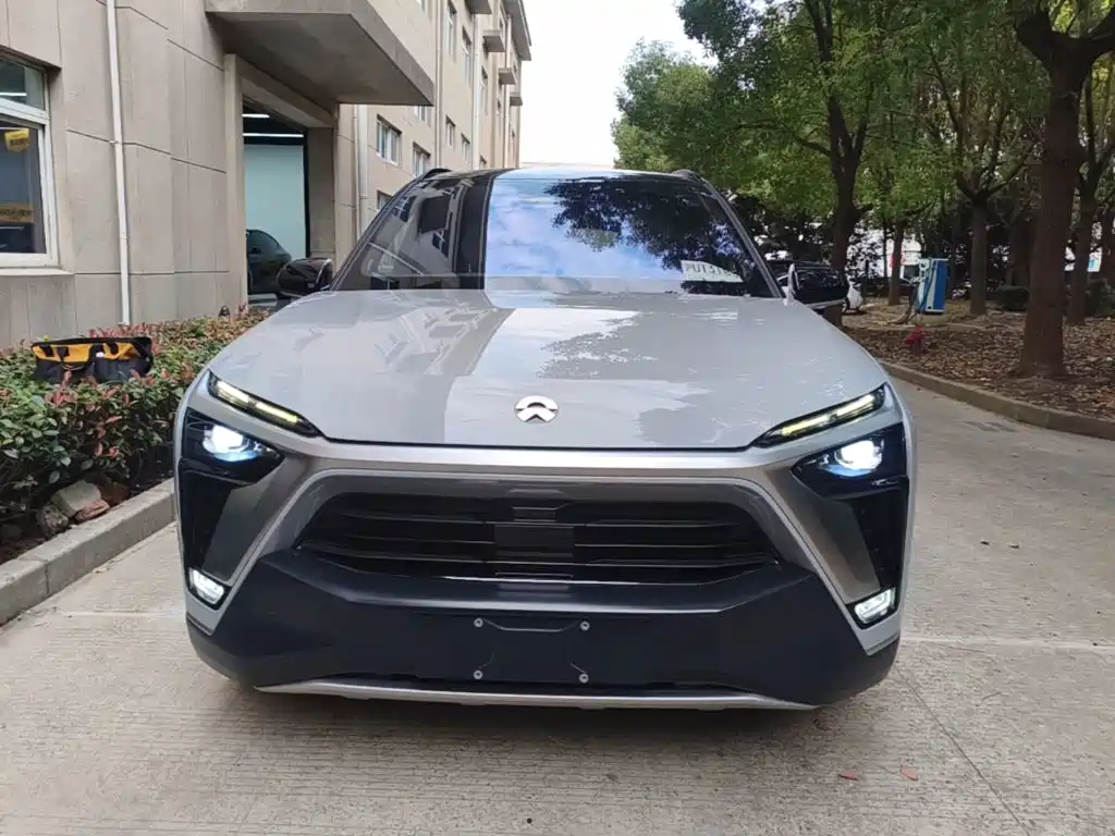 NIO ES8 — миниатюра 3
