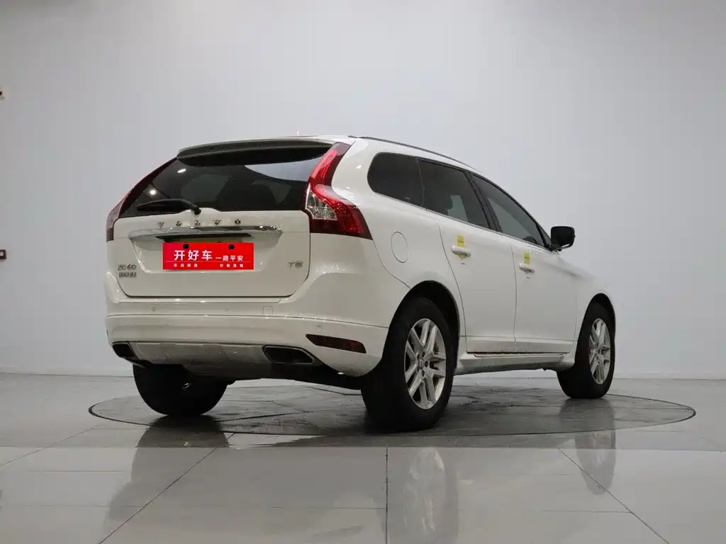 Volvo XC60 — миниатюра 4