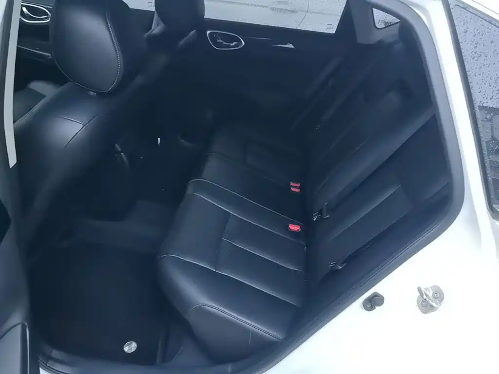 Nissan Sylphy — миниатюра 17