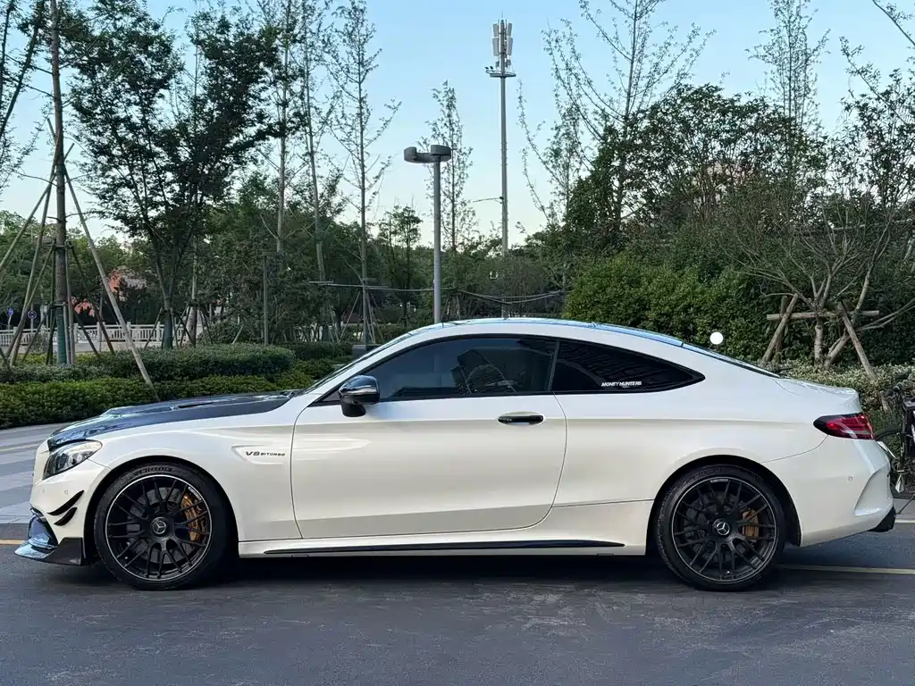 Mercedes-Benz C-Class AMG — миниатюра 3