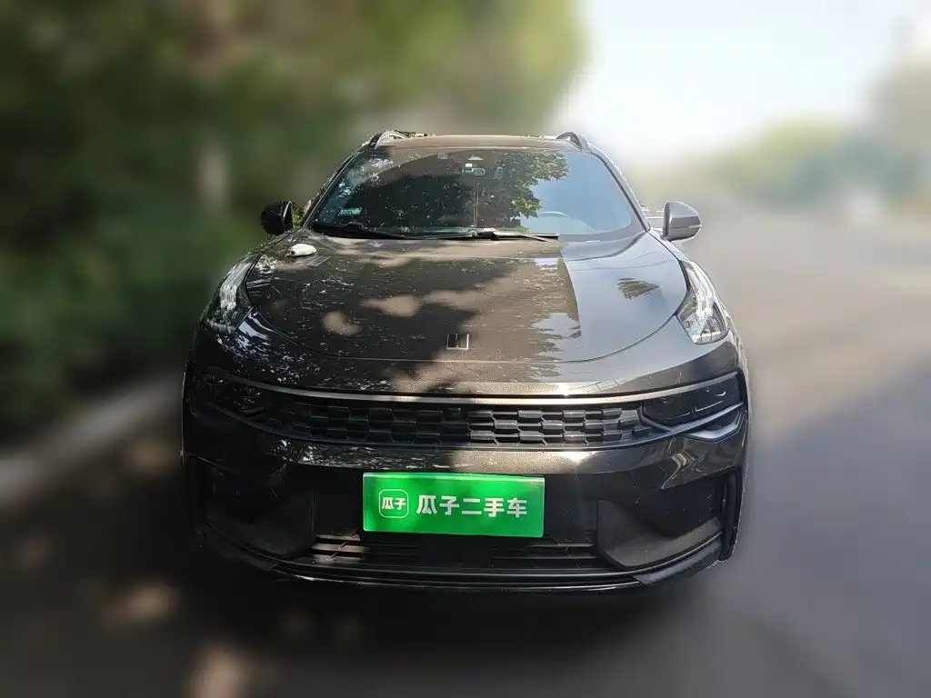 Lynk & Co 01 — миниатюра 2