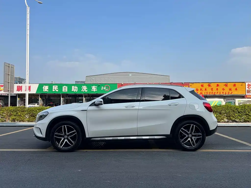 Mercedes-Benz GLA — миниатюра 8