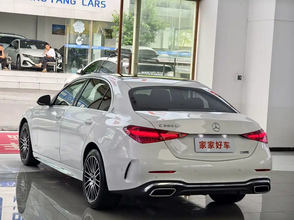 Mercedes-Benz C-Class — миниатюра 14