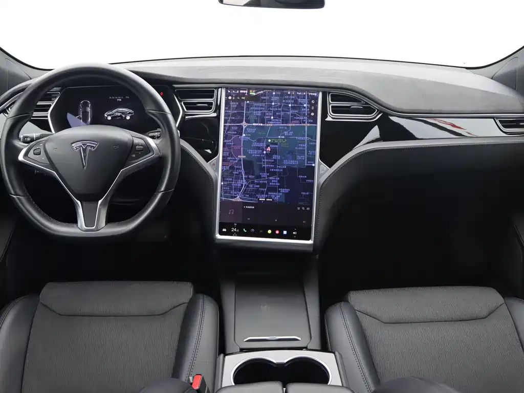 Tesla Model S — миниатюра 15