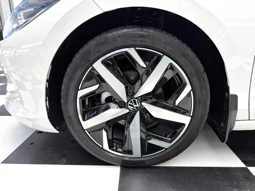 Volkswagen Lamando — миниатюра 4