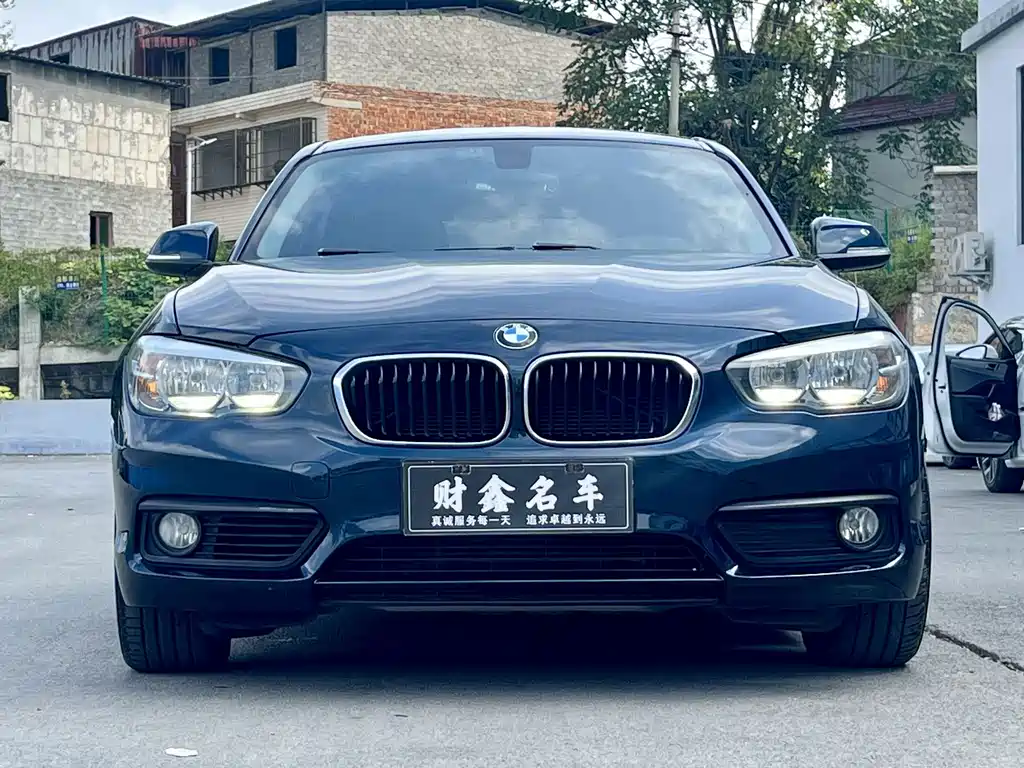 BMW 1 Series (Import) — миниатюра 2