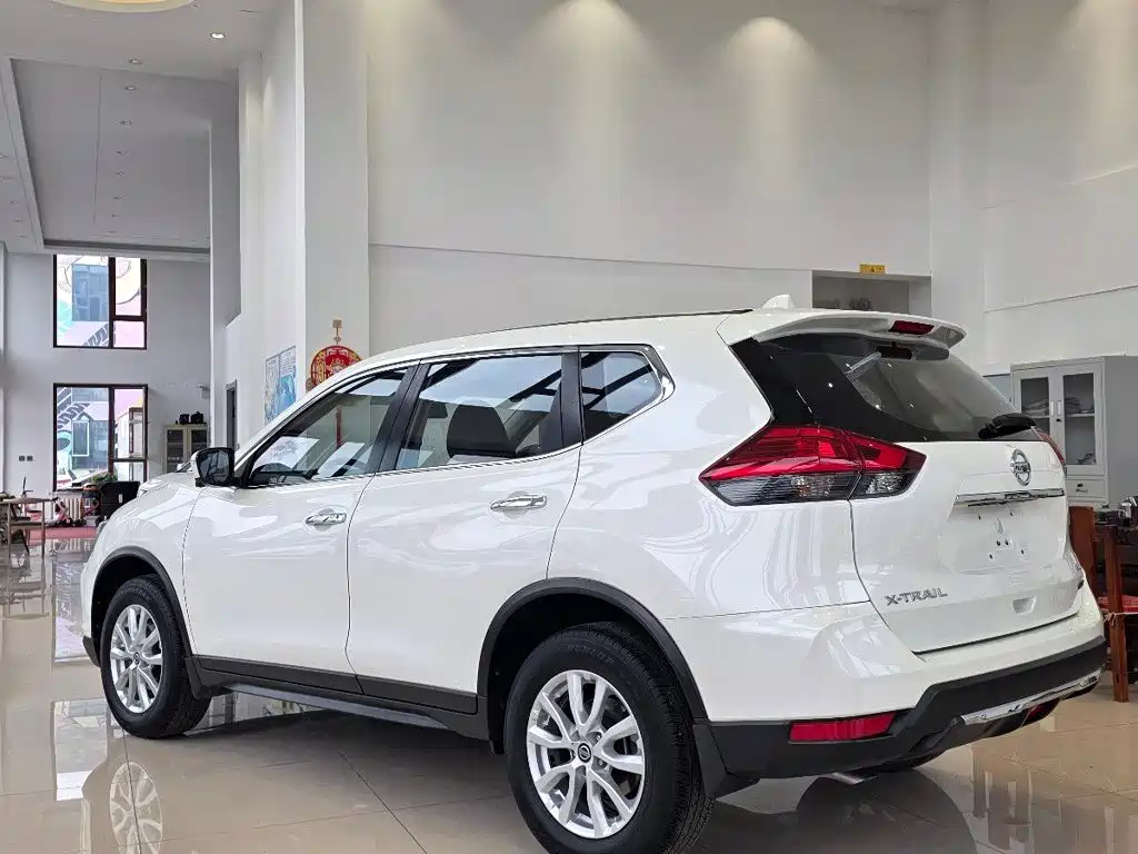 Nissan X-Trail — миниатюра 15