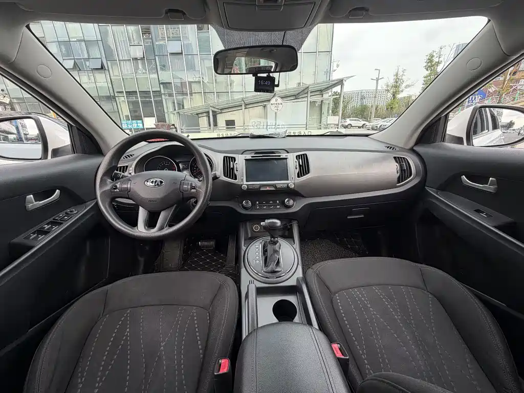 Kia Sportage — миниатюра 5