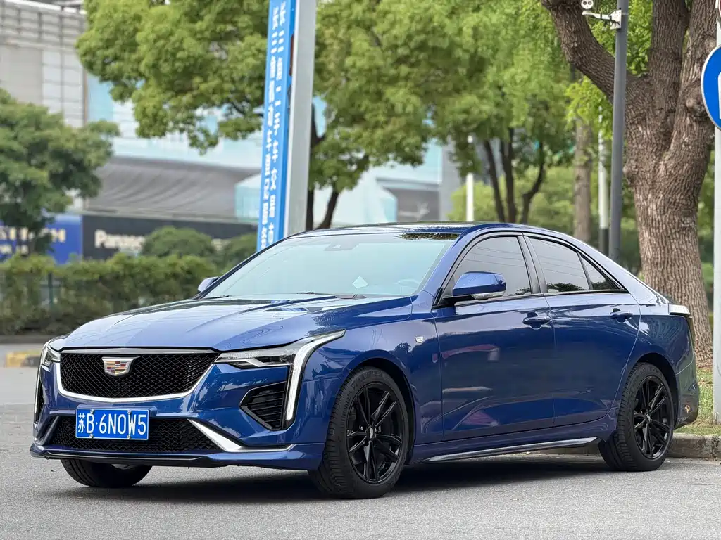 Cadillac CT4