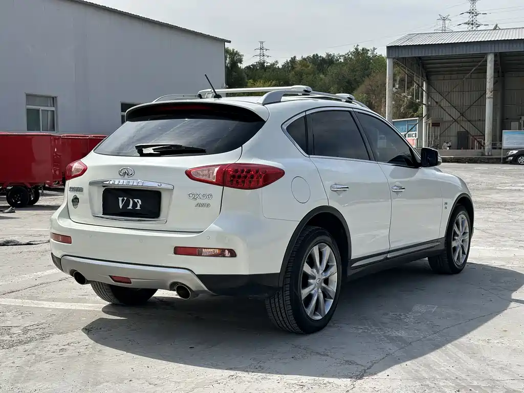 Infiniti QX50 — миниатюра 9