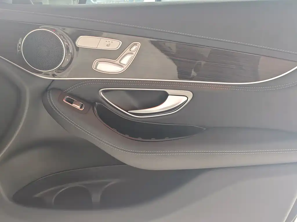 Mercedes-Benz GLC 2019 GLC 260 4MATIC
