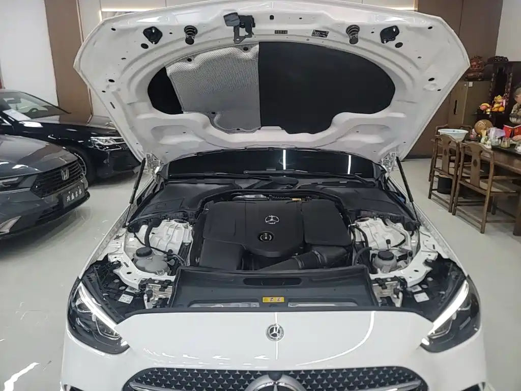 Mercedes-Benz C-Class — миниатюра 20