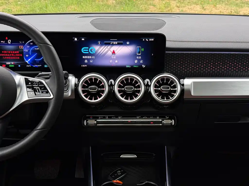 Mercedes-Benz EQB — миниатюра 17