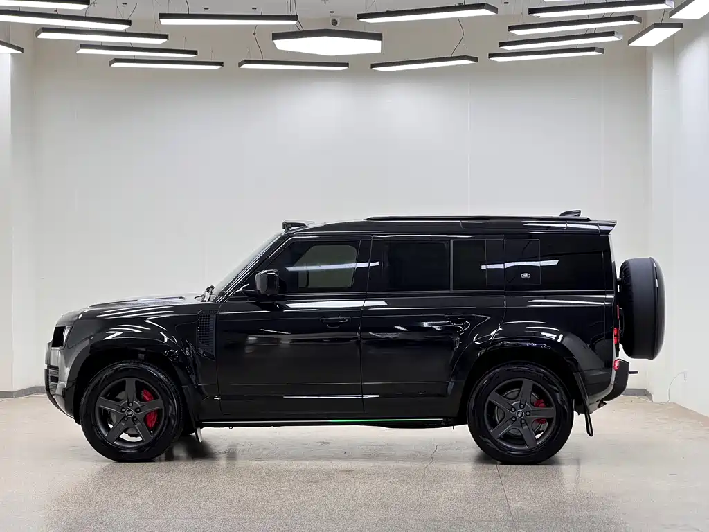 Land Rover Land Rover Defender 2024 110 3.0T P400 X-DYNAMIC HSE