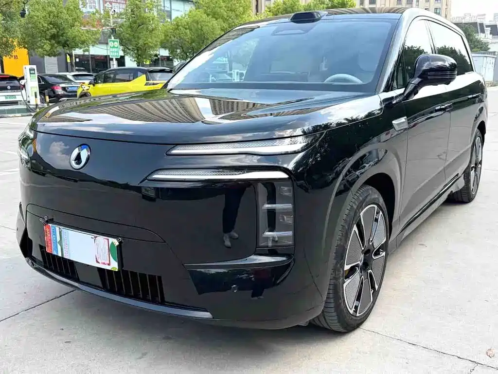 Denza Denza N8