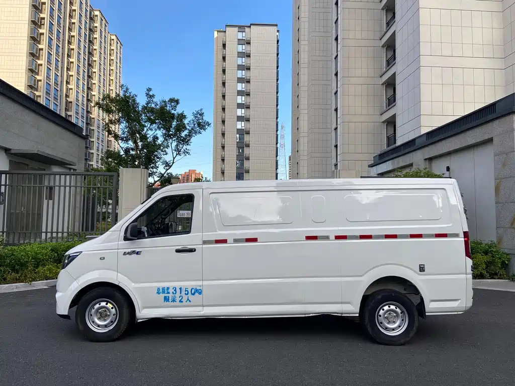 Dongfeng EM27 — миниатюра 14