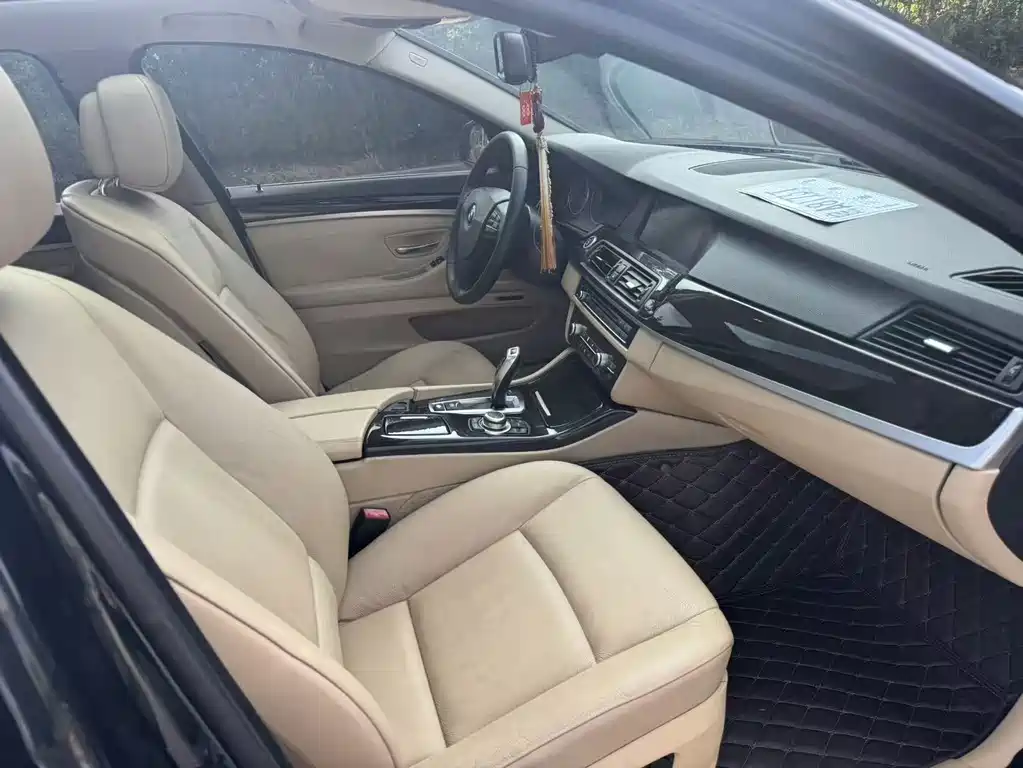 BMW 5 Series — миниатюра 17