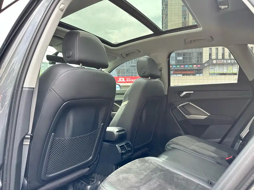 Audi Q3 — миниатюра 5