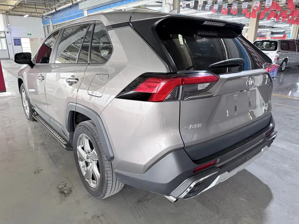 TOYOTA RAV4 RONGFANG