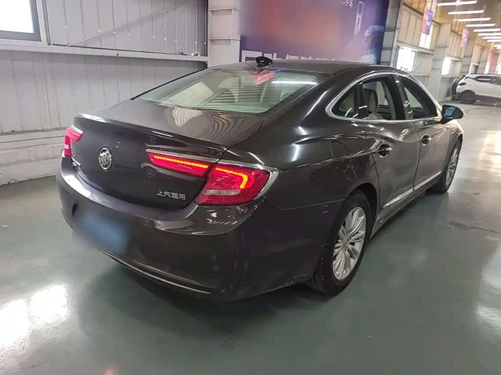 Buick LaCrosse — миниатюра 7