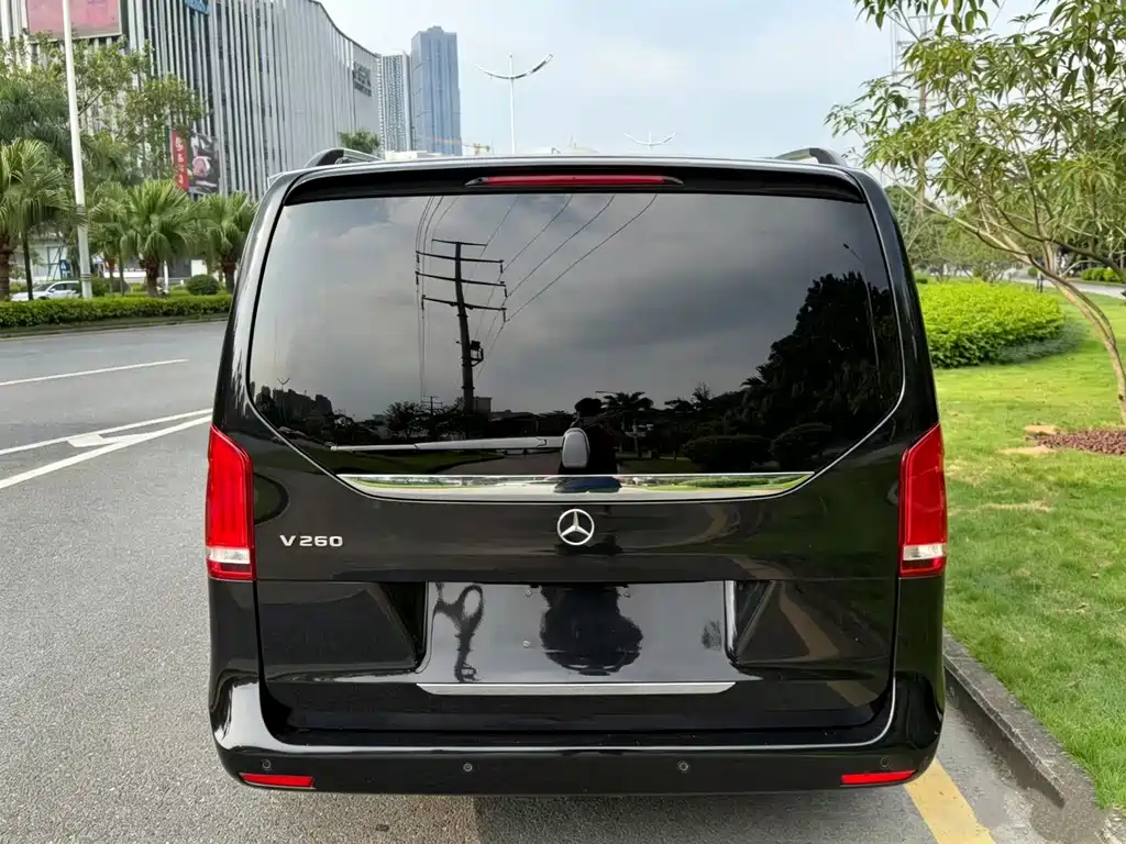 Mercedes-Benz V-Class — миниатюра 4