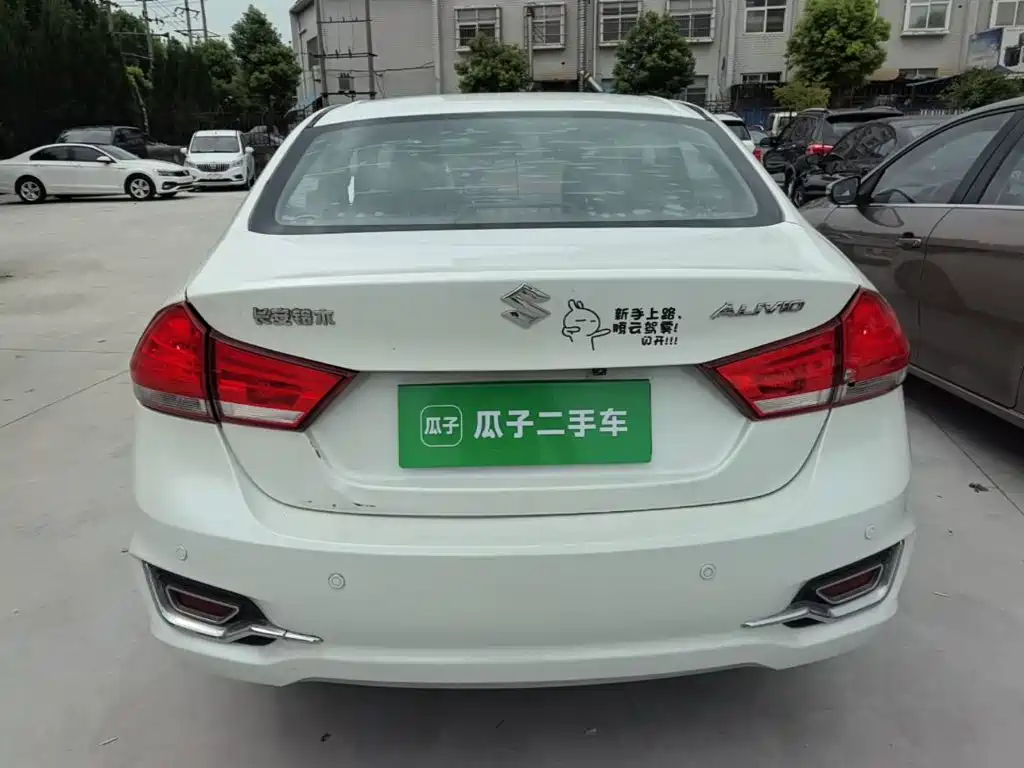 Suzuki Alivio — миниатюра 6