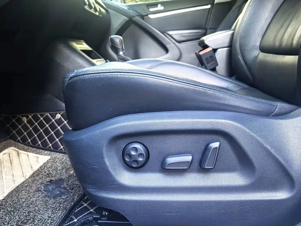Volkswagen Tiguan — миниатюра 17