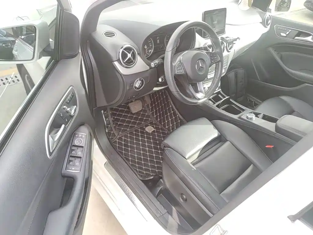 Mercedes-Benz B-Class — миниатюра 16