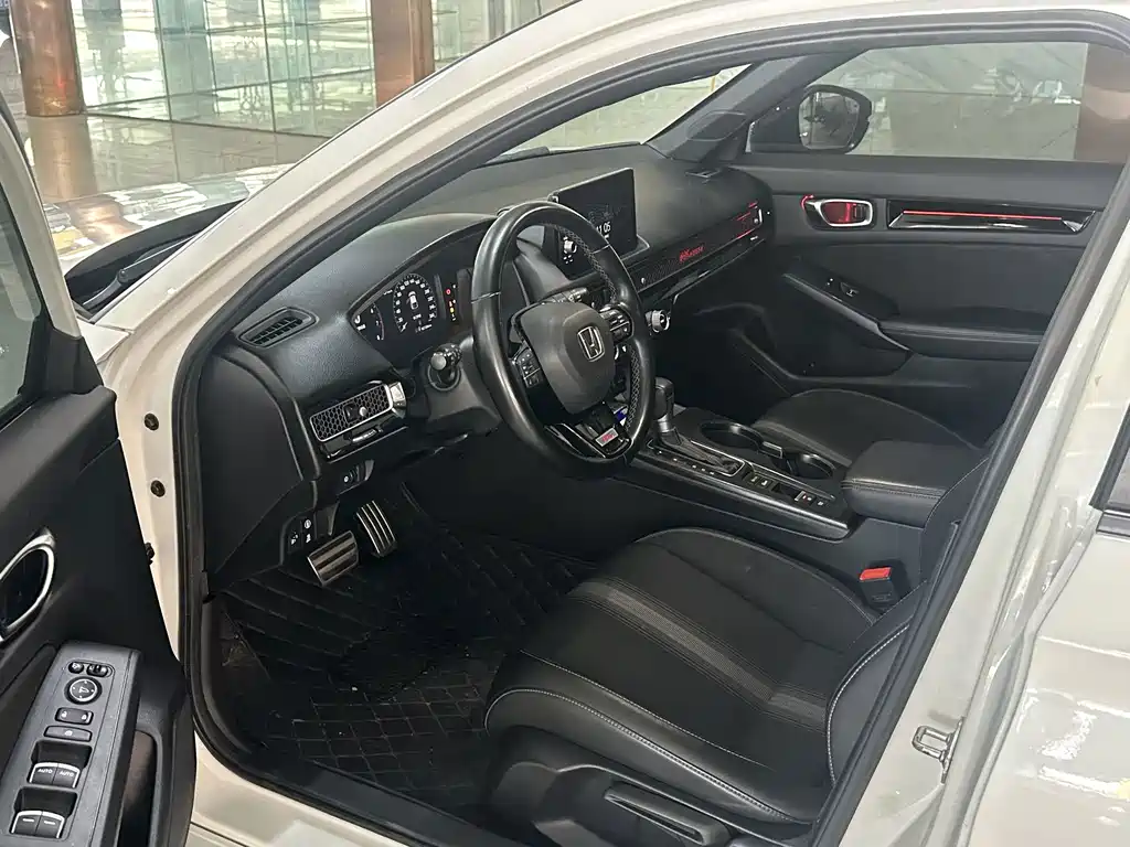 Honda Civic — миниатюра 8