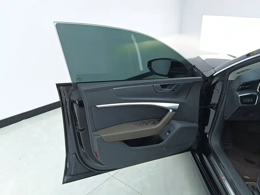 Audi A7L — миниатюра 7