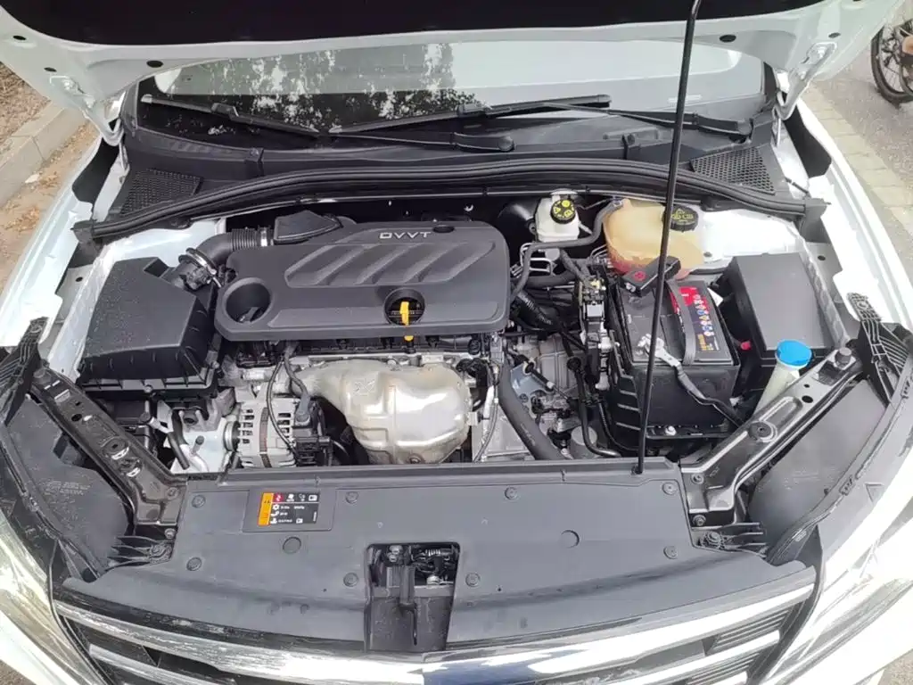 Roewe i5 — миниатюра 20