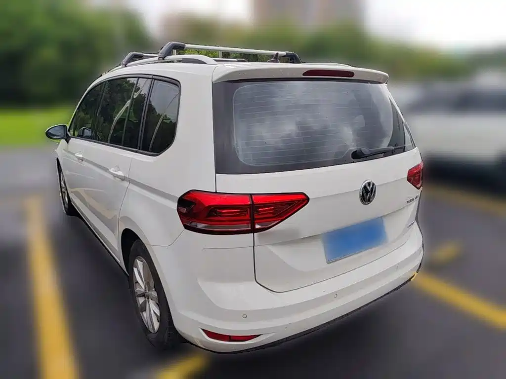 Volkswagen Touran — миниатюра 7