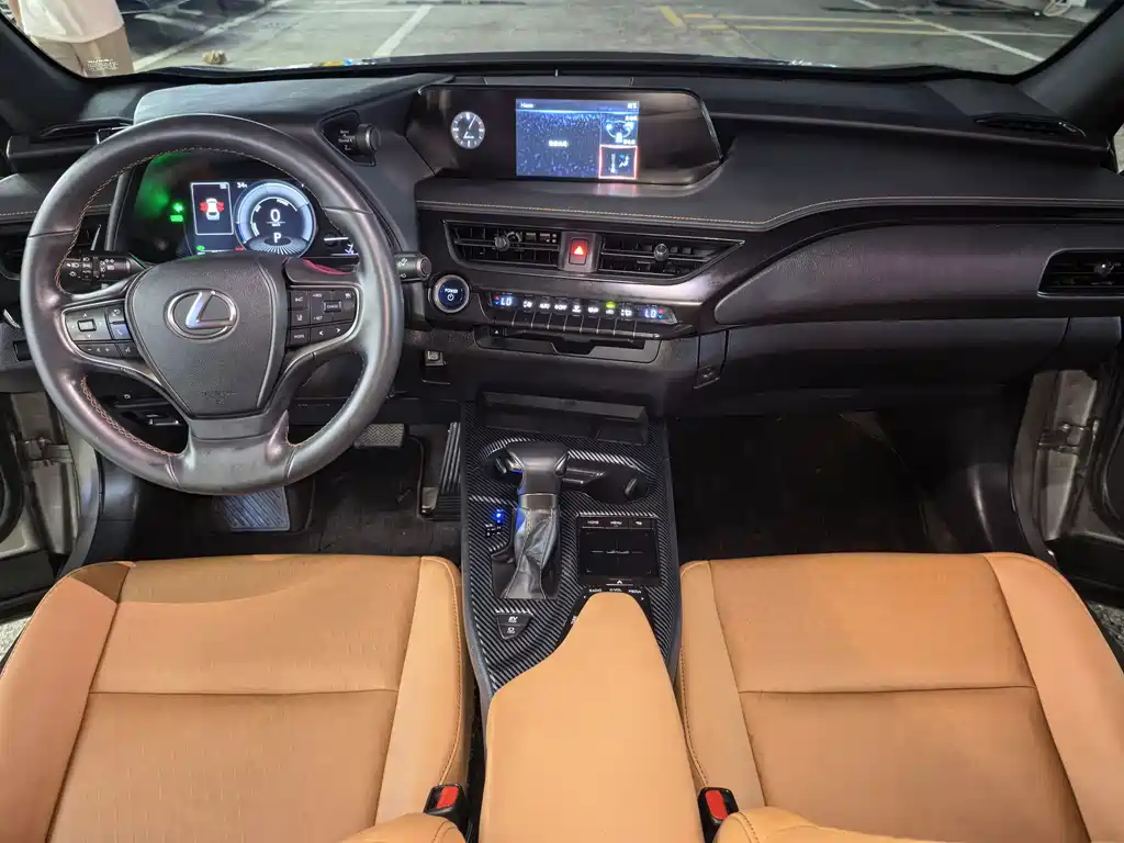 Lexus UX — миниатюра 9