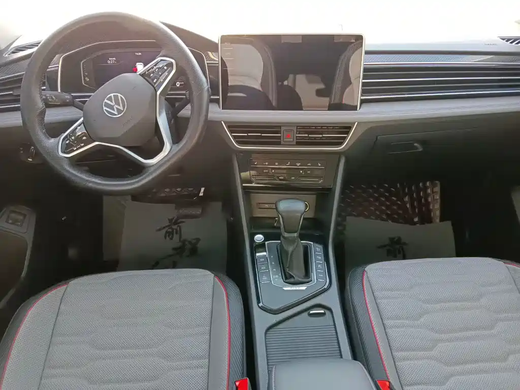 VOLKSWAGEN TIGUAN L NEW ENERGY