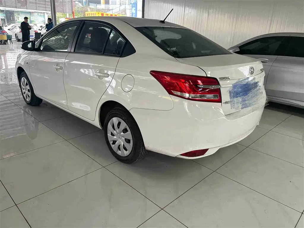 TOYOTA VIOS