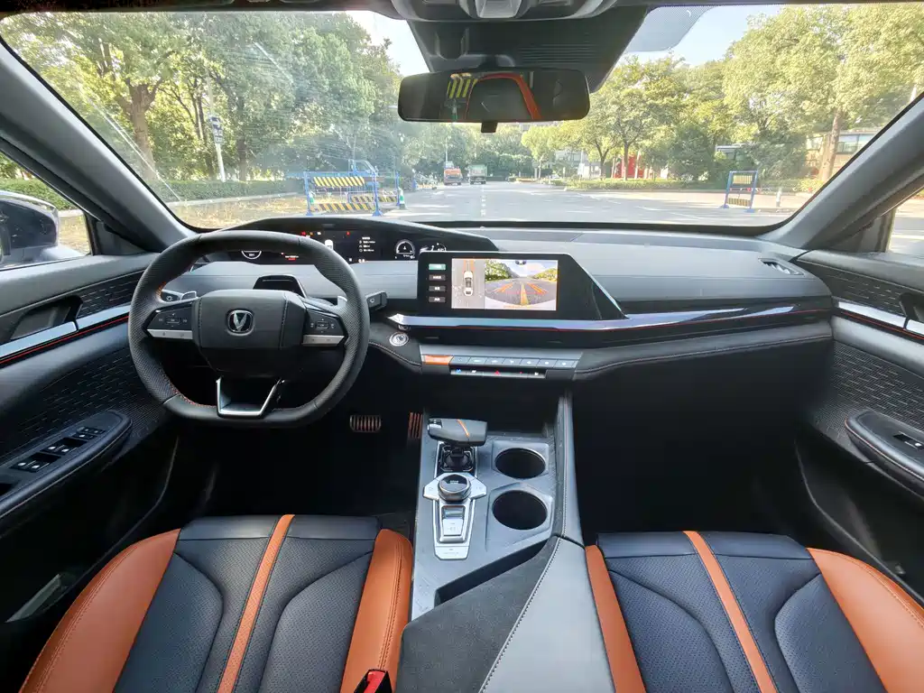 Changan UNI-V — миниатюра 9