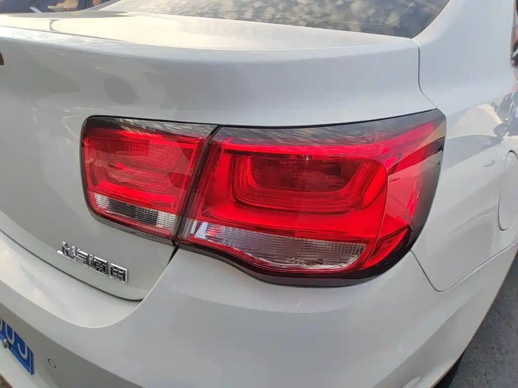Chevrolet Malibu — миниатюра 8