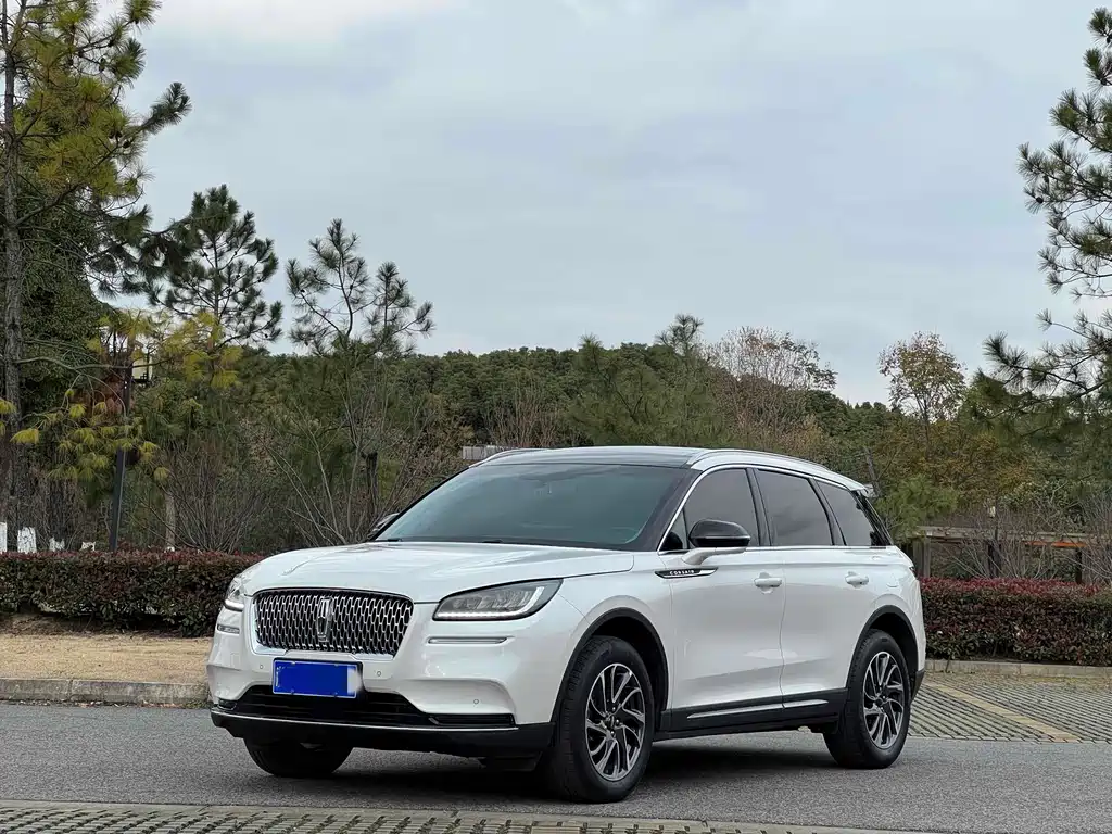 Lincoln Corsair 2021