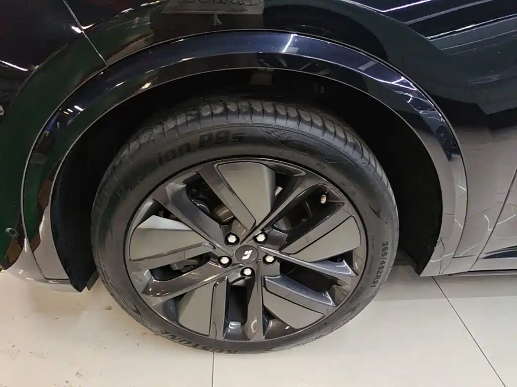 Li Auto Li L8 — миниатюра 23