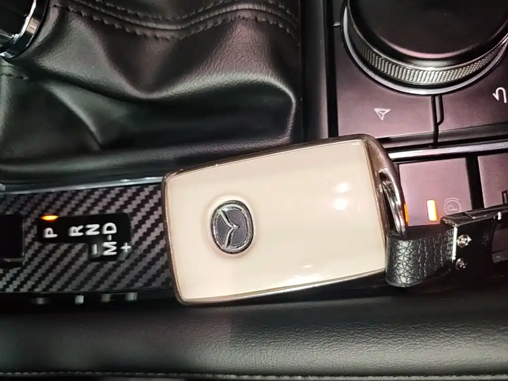 Mazda 3 Axela — миниатюра 9