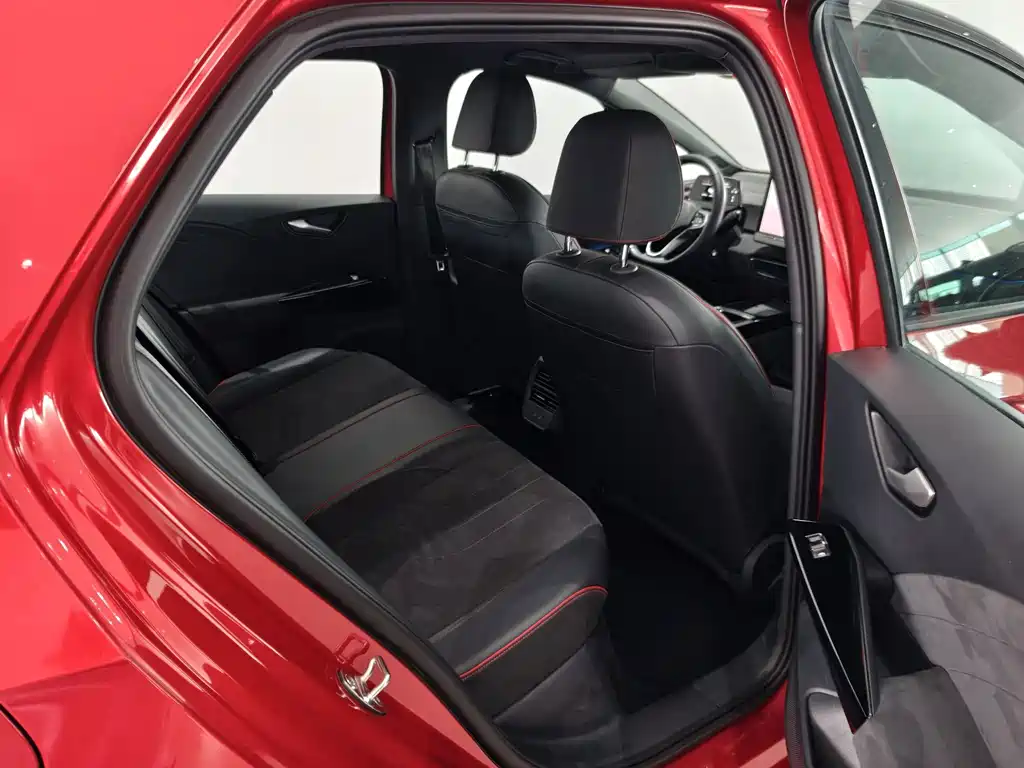Volkswagen ID.3 — миниатюра 10
